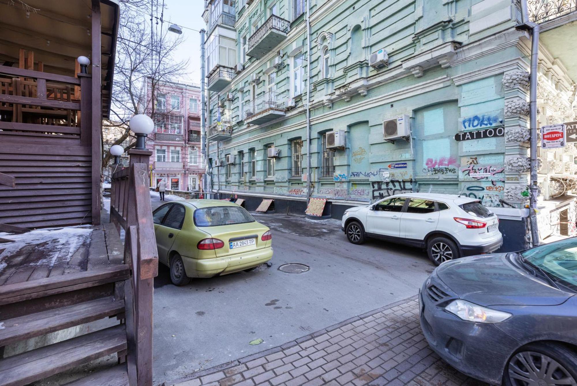 Apart Hotel Maidan Kiev Exteriör bild